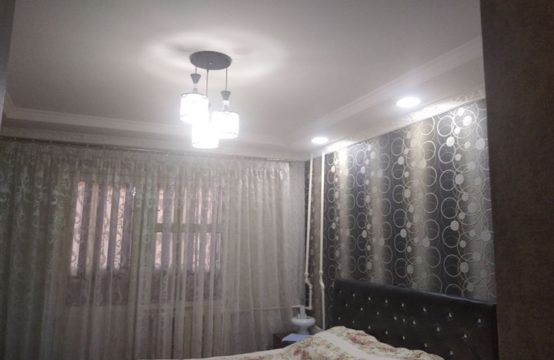 (К113335) Продается 4-х комнатная квартира в Шайхантахурском районе.