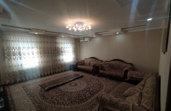 (К115976) Продается 4-х комнатная квартира в Шайхантахурском районе.