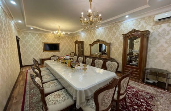 (К116039) Продается 5-ти комнатная квартира в Шайхантахурском районе.