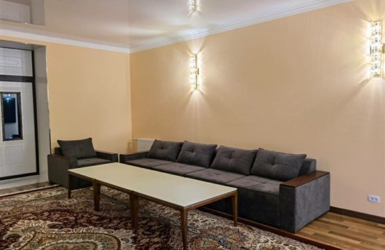 (К116666) Продается 2-х комнатная квартира в Шайхантахурском районе.