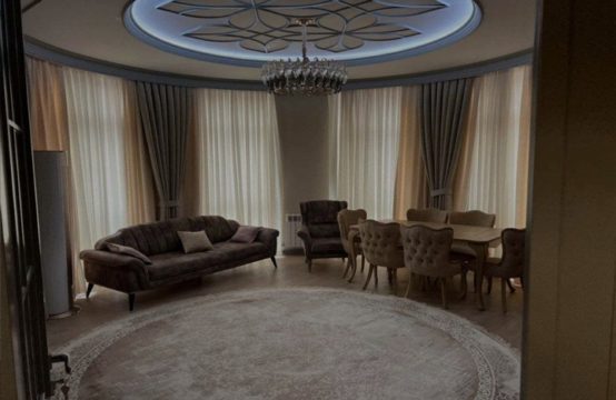 (К118178) Продается 4-х комнатная квартира в Яккасарайском районе.
