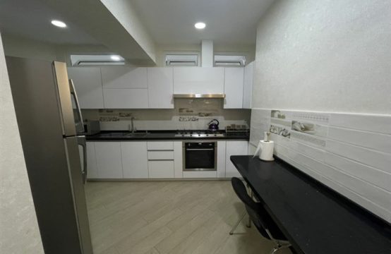 (К118686) Продается 4-х комнатная квартира в Шайхантахурском районе.