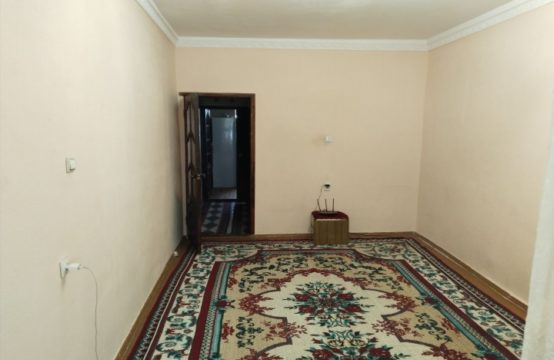 (К120093) Продается 2-х комнатная квартира в Шайхантахурском районе.