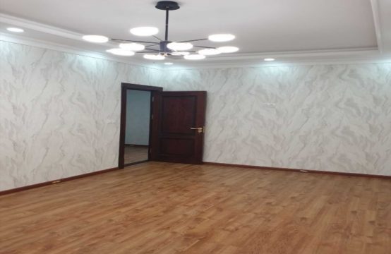 (К121542) Продается 3-х комнатная квартира в Шайхантахурском районе.