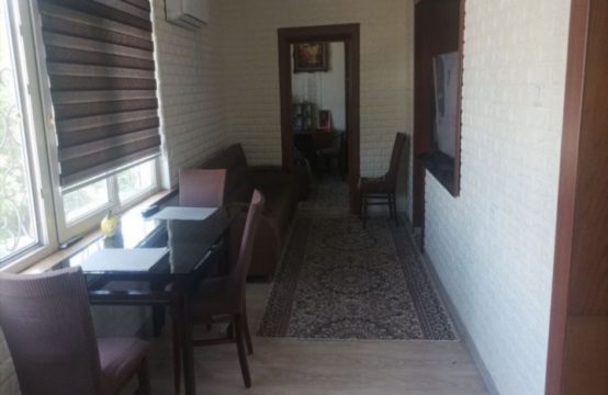 (К112669) Продается 4-х комнатная квартира в Шайхантахурском районе.