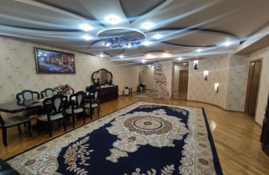 (К115893) Продается 4-х комнатная квартира в Чиланзарском районе.