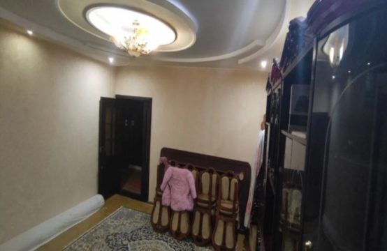 (К118719) Продается 4-х комнатная квартира в Шайхантахурском районе.