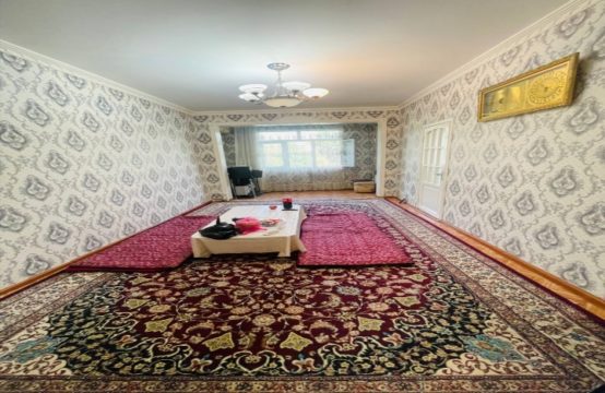 (К122404) Продается 3-х комнатная квартира в Чиланзарском районе.