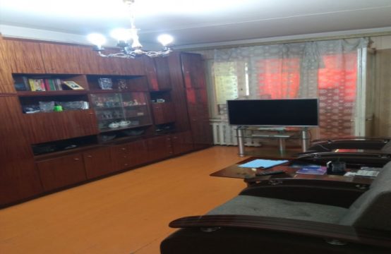 (К122959) Продается 4-х комнатная квартира в Юнусабадском районе.