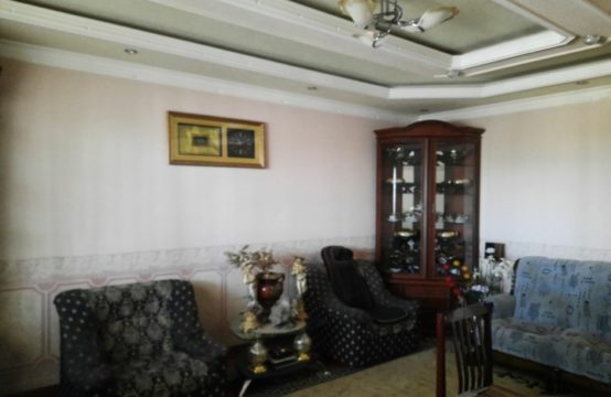 (К124002) Продается 3-х комнатная квартира в Юнусабадском районе.