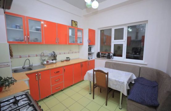(К124115) Продается 2-х комнатная квартира в Яккасарайском районе.