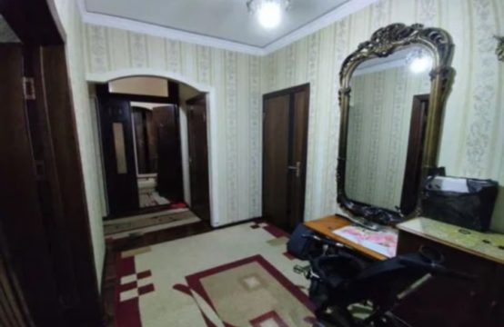 (К124932) Продается 5-ти комнатная квартира в Юнусабадском районе.