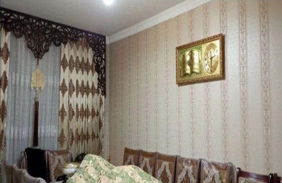 (К126025) Продается 4-х комнатная квартира в Шайхантахурском районе.