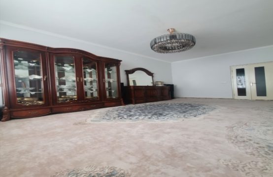 (К126068) Продается 5-ти комнатная квартира в Чиланзарском районе.