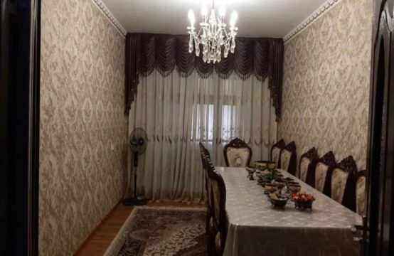 (К126703) Продается 4-х комнатная квартира в Яккасарайском районе.