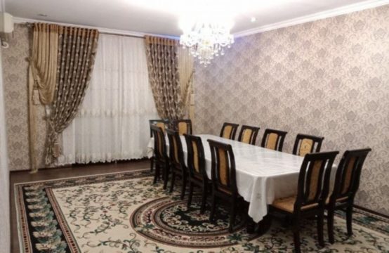 (К127107) Продается 3-х комнатная квартира в Яккасарайском районе.